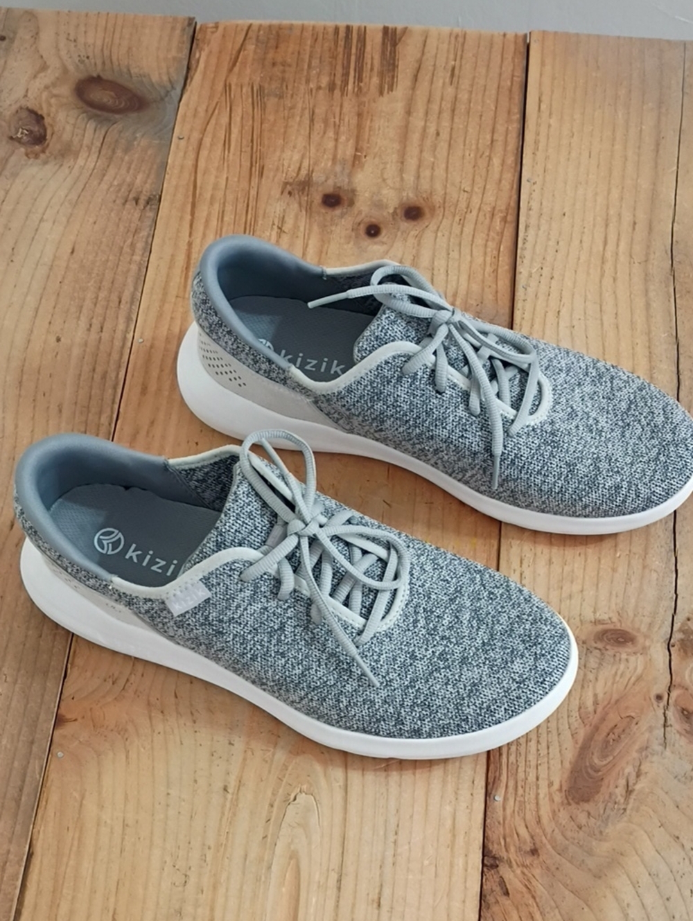 Kizik Madrid Eco Knit in Gray Sneakers Size M9 W10.5
